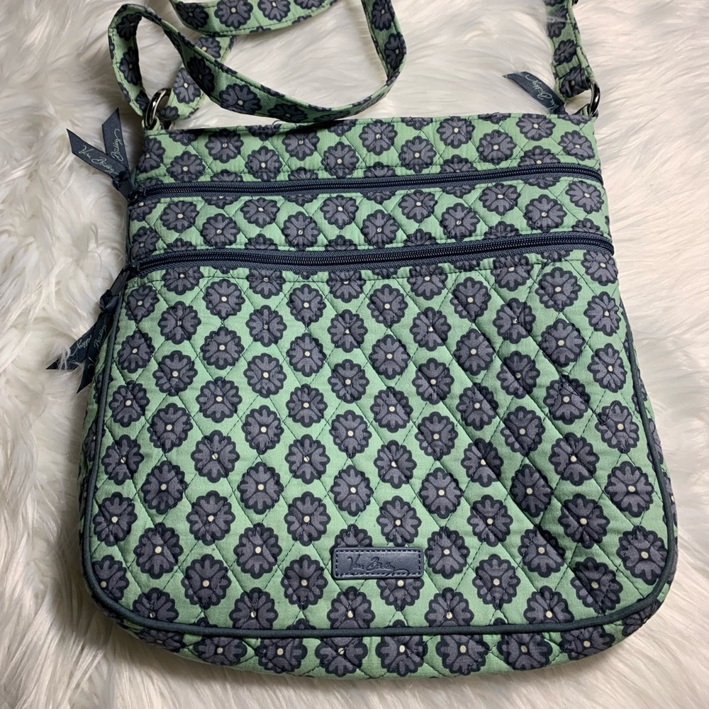 VERA BRADLEY BAG
